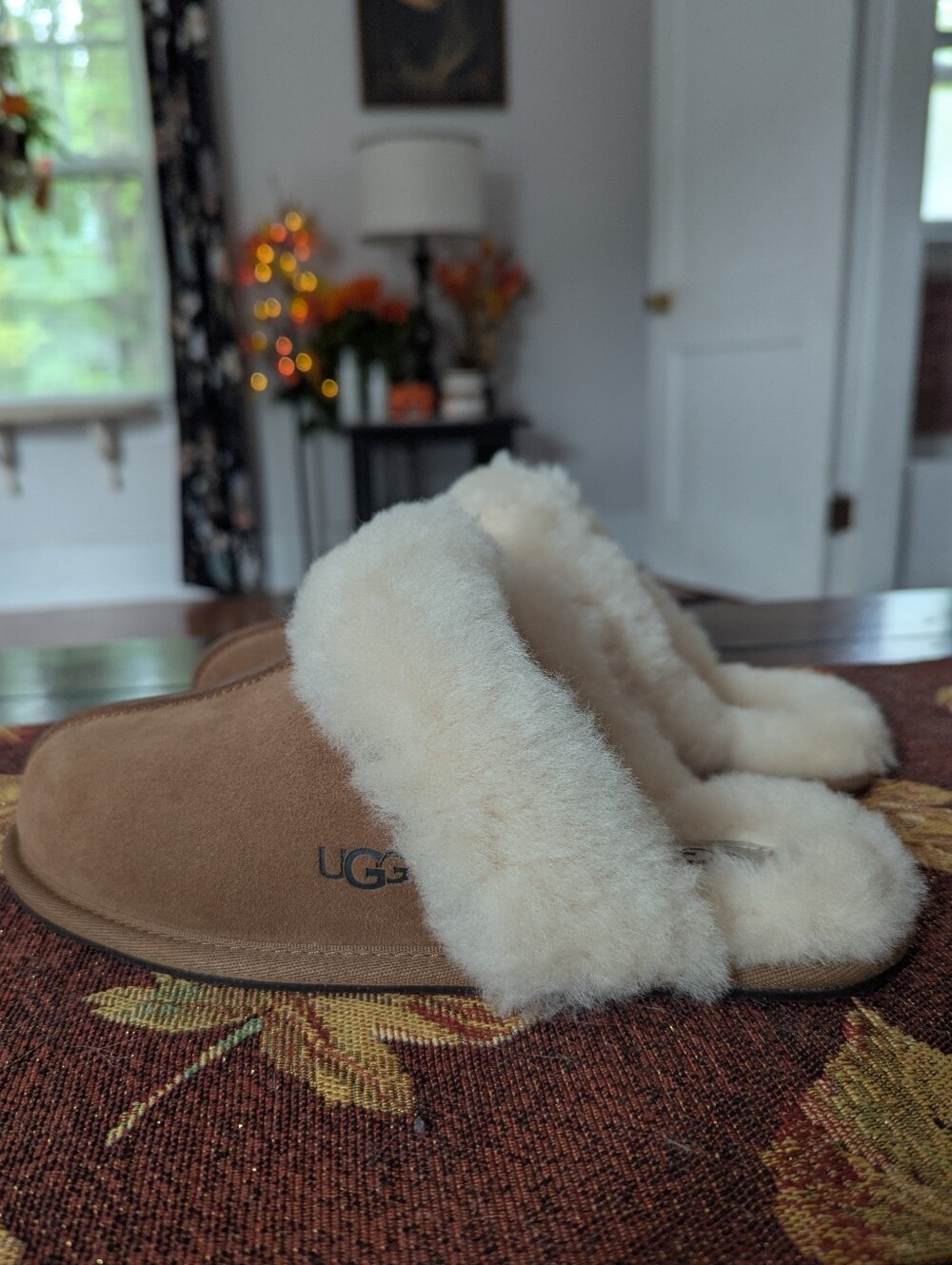 Ugg Scuffette ll Slippers Chestnut Size 7 New